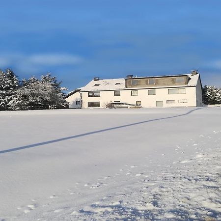 Beautiful Holiday Home Ideal For Hikers Kleinlangenfeld ภายนอก รูปภาพ