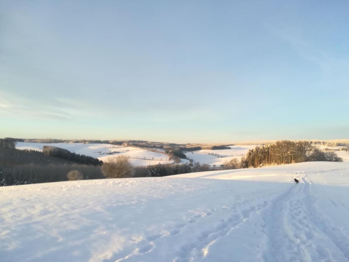 Beautiful Holiday Home Ideal For Hikers Kleinlangenfeld ภายนอก รูปภาพ
